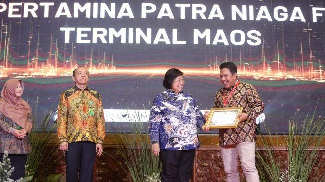 Turunkan Emisi Gas Rumah Kaca, 6 Unit Operasi Pertamina Patra Niaga Terima Penghargaan Kampung Iklim 2023