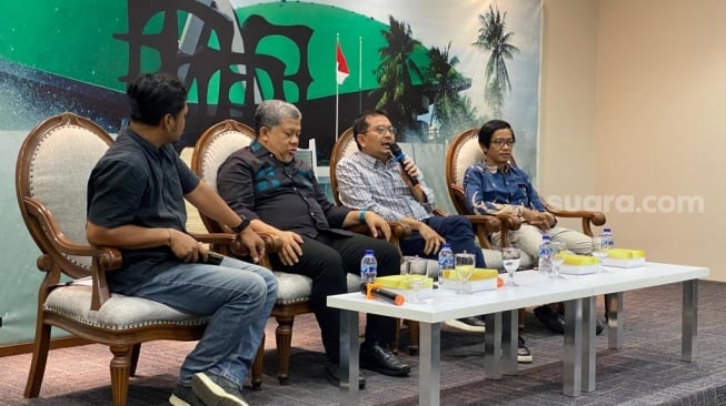 Wakil Sekretaris Jenderal DPP PKB, Syaiful Huda (kedua dari kiri)