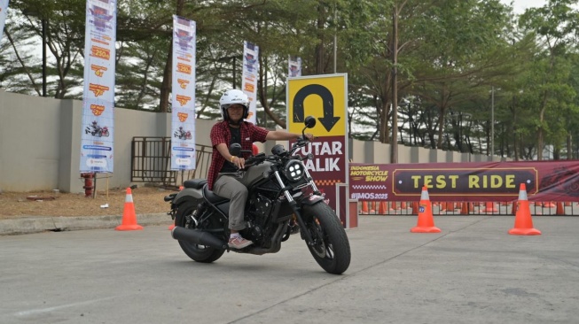 Coba motor gede alias moge di ajang IMOS+ 2023 [Seven Events].