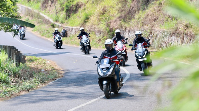 Honda Bikers Day, Rayakan Keindahan Malang - Bromo di atas Honda PCX 160 dan ADV 160