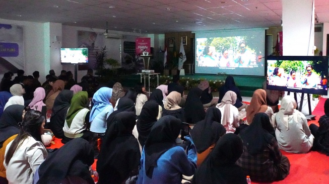 Sempena Hari Sumpah Pemuda, KPU Riau Nobar Film Kejarlah Janji di UMRI