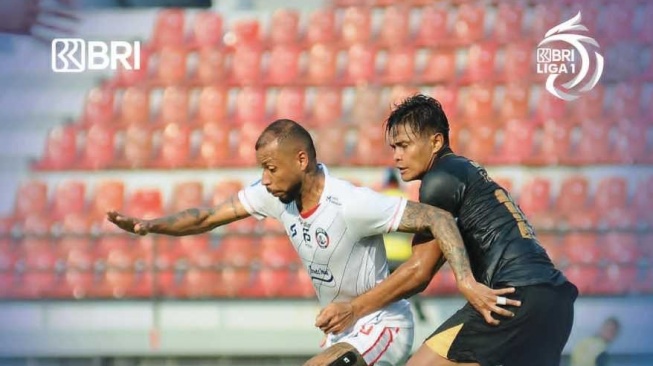 Hasil BRI Liga 1: Penalti Gustavo Almeida Batalkan Kemenangan MU atas Arema FC