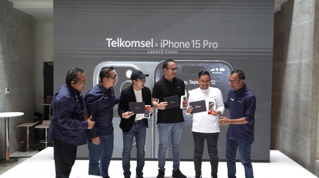 Jajaran iPhone 15 dan iPhone 15 Pro Tersedia di Telkomsel TShop, Hadirkan Paket Bundling dengan Kuota Data hingga 165GB