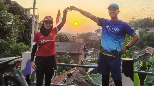 OOTD Siti Atikoh Supriyanti Olahraga Bareng Ganjar Pranowo (Instagram)