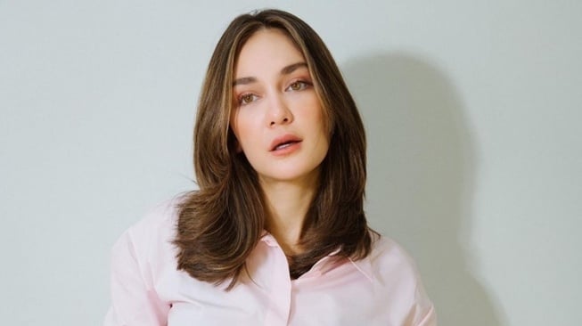 Artis Pasang Tarif Berlangganan untuk Konten Eksklusif Instagram (Instagram/@lunamaya)