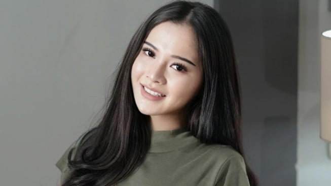 Bella Bonita Bahas Soal Cinta tapi Menyakitkan, Nama Happy Asmara Terseret Lagi