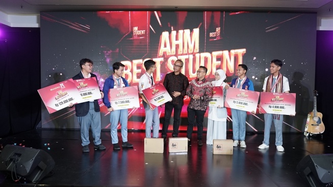 FIFGROUP dan Anak Perusahaan Astra Dukung Penuh AHM Best Student 2023, Ini Juara Peduli Lingkungan Usia SMA