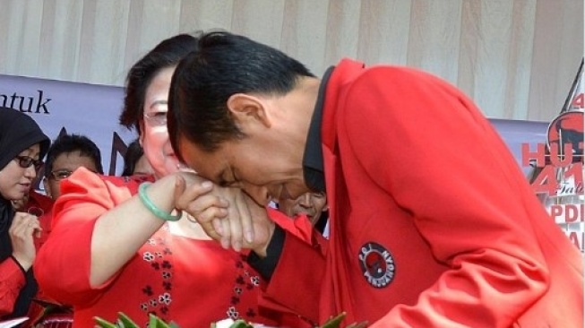 Foto Jokowi dan Megawati (X)