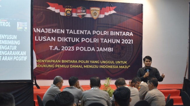 Wujudkan Polri Unggul, HIMPSI Jadi Narasumber Manajemen Talenta Polda Jambi