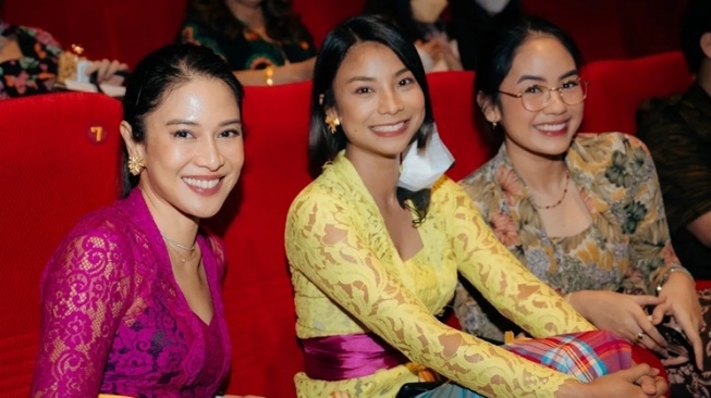 Pesona Dian Sastro Pakai Kebaya (instagram/@therealdisastr)