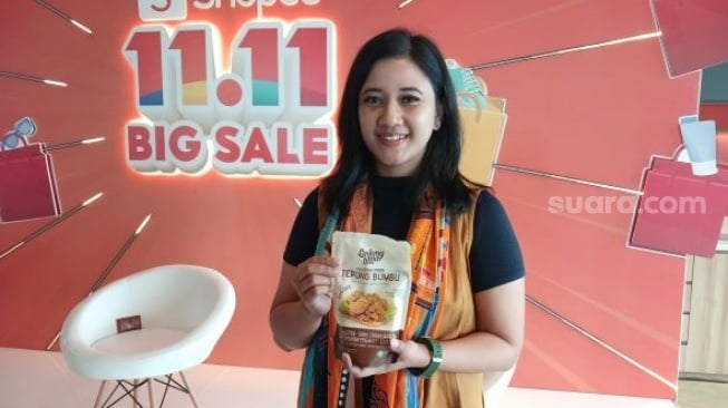 Bukan Sekadar Direbus atau Dibuat Tape, Pasangan Ini Sulap Singkong Menjadi Produk Gluten Free yang Lebih Sehat