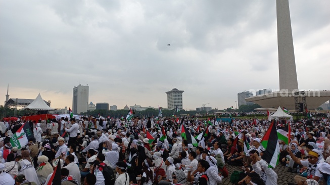 Anies Baswedan hingga Puan Maharani Hadiri Aksi Bela Palestina di Monas, Massa Teriakan Lawan Israel!