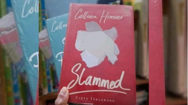 Resensi Novel Slammed, Pelajaran tentang Hidup dan Kematian