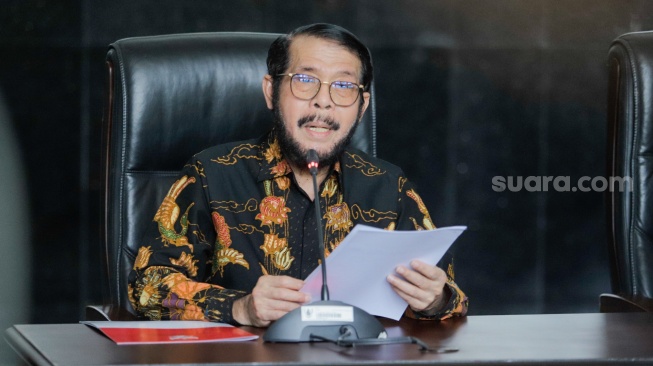 Serang Balik, Anwar Usman Bongkar Borok Jimly, Mahfud MD dan Saldi Isra