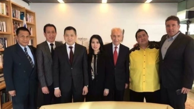 Heboh Foto Hary Tanoe dan Pendeta Gilbert Bareng Mantan Presiden Israel