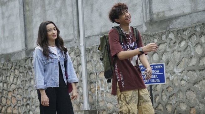 Devano Danendra dan Megan Domani di series Bad Boys vs Crazy Girls. [Instagram]