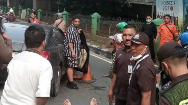 Lexus Berpelat Dinas Kedubes CD-27-09 Tabrak Lari 4 Orang di Jakut, Begini Tampang Sopirnya!