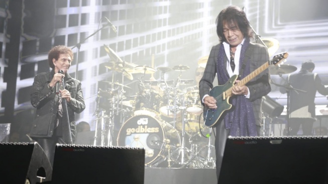 Konser 50 Tahun God Bless: Indah, Mewah, dan Megah