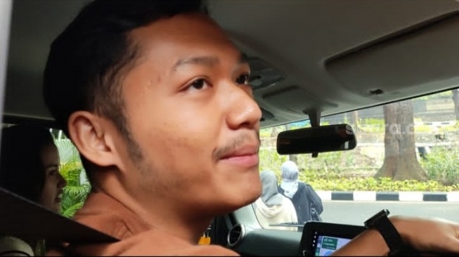 Jaga Aurel Hermansyah Sejak Semalam, Azriel Hermansyah Ungkap Kondisi Terkini Usai Melahirkan