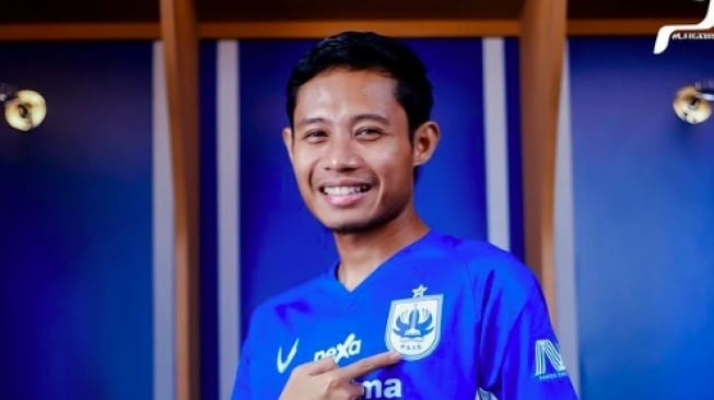 PSIS Semarang resmi datangkan Evan Dimas Darmoni di putaran kedua BRI Liga 1 2023/2024. (Dok. PSIS)