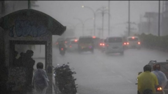 Cuaca Masih Ekstrem, Batam Diguyur Hujan Pukul Berapa?