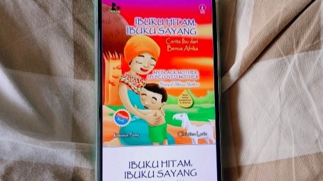 Bakti Anak pada Orang Tua dalam Buku 'Ibuku Hitam, Ibuku Sayang'