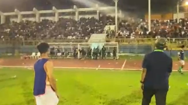 Momen Mencekam Edy Rahmayadi Diteriaki 'Enggak Bisa Pulang' oleh Suporter Persiraja Banda Aceh