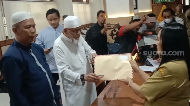 Ustaz Abu Bakar Baasyir Mendadak Temui Gibran di Balai Kota Solo, Ada Apa?