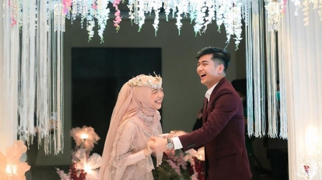 Potret Mesra Ria Ricis dan Teuku Ryan (Instagram/@riaricis1795)