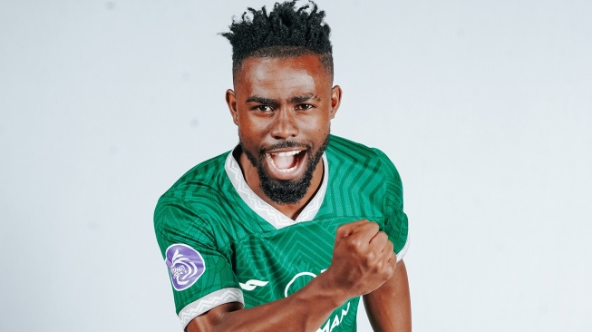 PSS Sleman Resmi Datangkan Striker Timnas Burundi Elvis Kamsoba