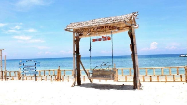 Gili Ketapang, Spot Snorkeling Terbaik untuk Mencari Ikan Nemo di Jawa Timur