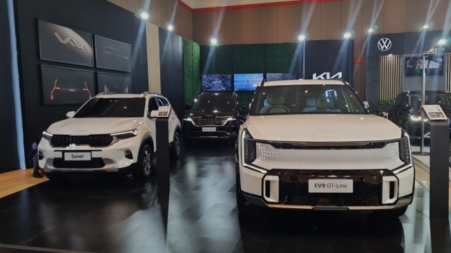 KIA Boyong Mobil Listrik KIA EV9 GT-Line ke GIIAS Bandung 2023