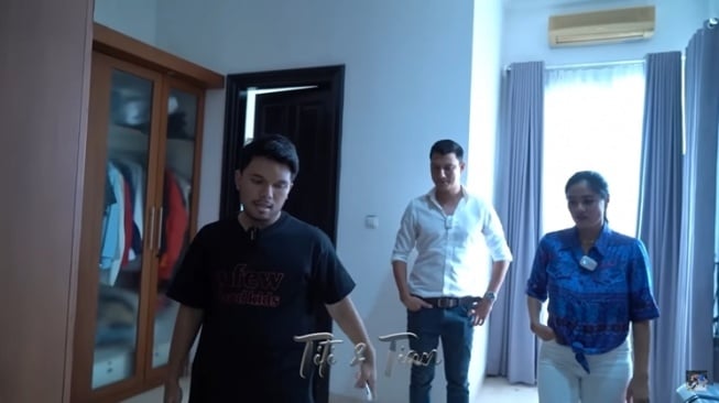 Potret Dulu dan Kini Rumah Thariq Halilintar (YouTube/Titi dan Tian)