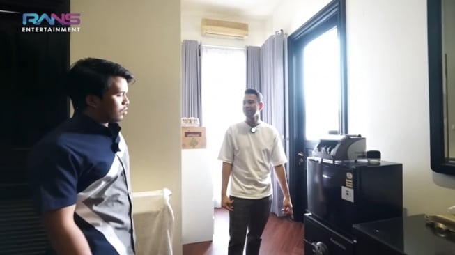 Potret Dulu dan Kini Rumah Thariq Halilintar (YouTube/Titi dan Tian)