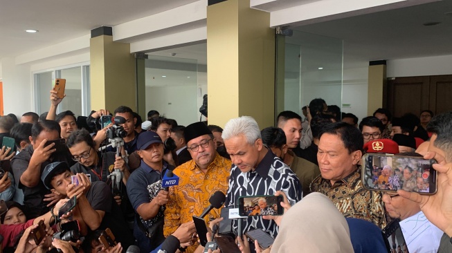 Firli Bahuri Jadi Tersangka Korupsi, Ganjar Singgung Power Tends To Corrupt, Mahfud Serahkan Proses Hukum