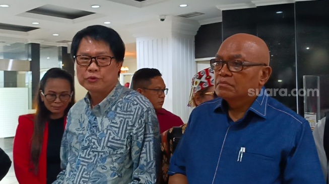 Lagi-lagi Anwar Usman Dilaporkan Ke MKMK, Kali Ini Soal Ucapannya Yang Menyinggung Jimly Hingga Mahfud MD