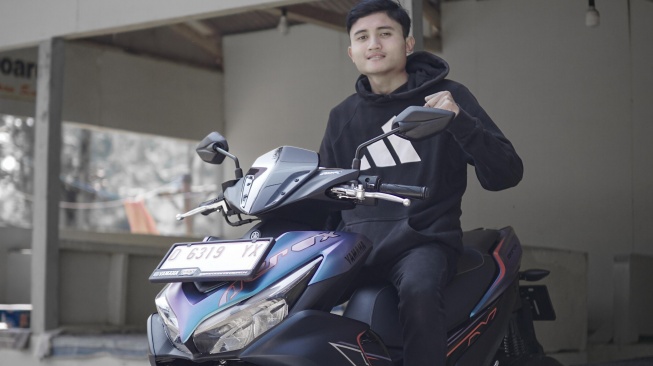 Ridli Setiawan dari Bandung, dengan produk pilihan Yamaha Aerox 155 dan pembelian secara online  [PT YIMM].