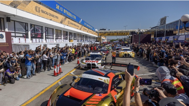 Bertarung di Macau Guia RaceKumho TCR World Tour Event of Macau, Audi Sport Asia Team Panen Kemenangan