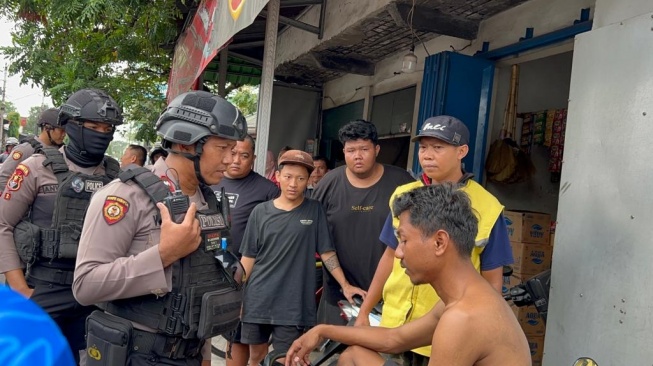 Polisi Tangkap Pria Misterius yang Mengamuk Lempari Rumah Warga di Solo, Ternyata Ini Sosoknya