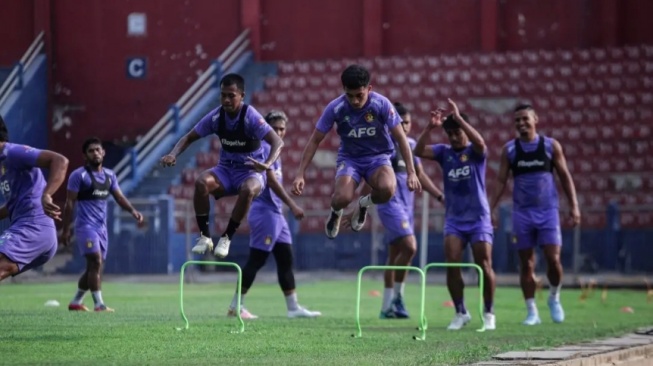 Sesi Latihan Klub Persik Kediri. (persikfc.id)