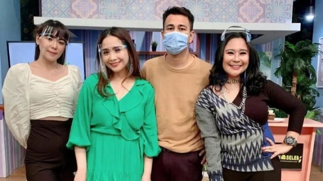 Dituding Jadi Sosok Artis 'Pembully', Begini Momen Keakraban Nagita Slavina Bareng Chikita Meidy