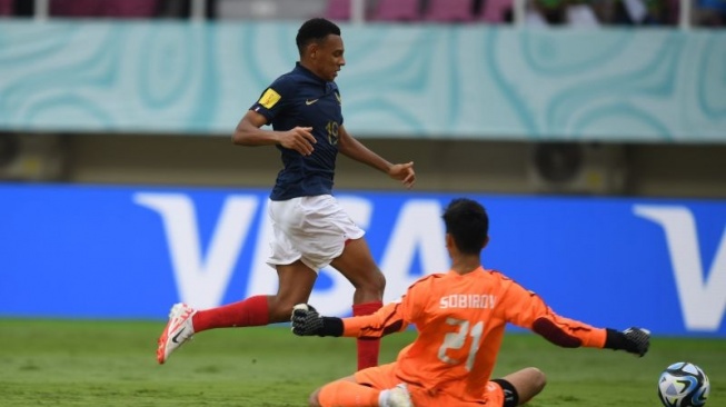 Pelatih Prancis Bangga Bawa Les Bleus ke Semifinal Piala Dunia U-17 2023: Kami Punya Kiper Hebat