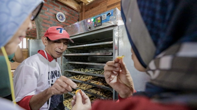 Petani Didorong untuk Dongkrak Ekonomi Daerah Lewat Pelatihan Mengolah Lemon Kering