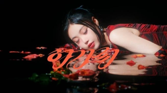 Review Album SOOJIN AGASSY, Usung Konsep Oriental yang Ciamik