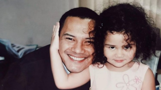 Aaliyah Massaid dan Adjie Massaid (Instagram)