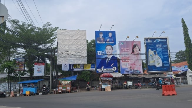 Bilbord Kepala Daerah di Banten Endorse Caleg Hingga Capres Bertebaran di Jalan Protokol