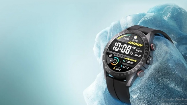 Solar Pro Smartwatch. [Haylou]