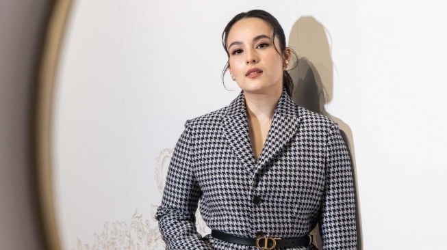 Badannya Terlihat Semakin Berisi, Chelsea Islan Dicurigai Hamil Anak Pertama