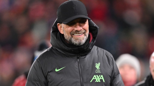 Ekspresi manajer Liverpool, Jurgen Klopp pada laga Liga Europa kontra LASK di Anfield, Jumat (1/12/2023) dini hari WIB. [Oli SCARFF / AFP]