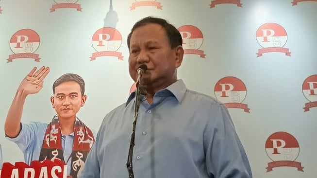 Jika Terpilih Jadi Presiden, Prabowo Janji Alokasikan Anggaran Rp400 Triliun Buat Makan Siang Pelajar